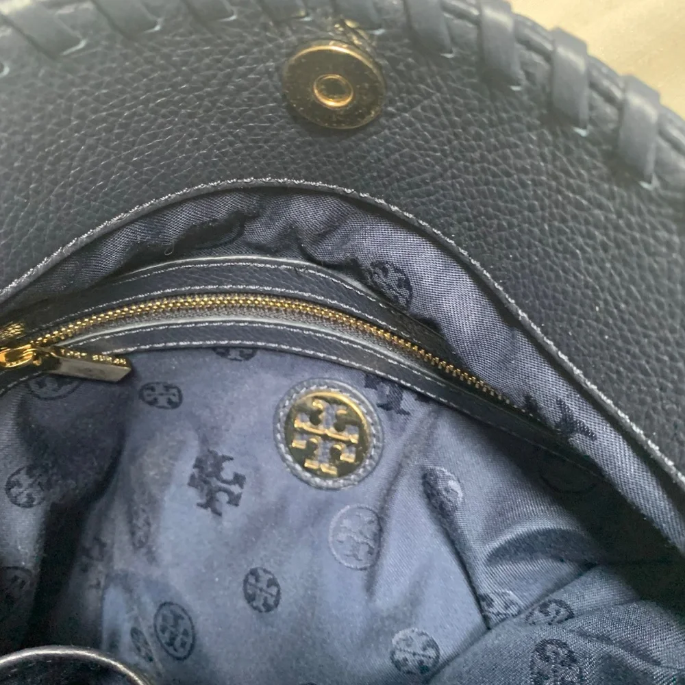 Tory Burch Navy Blue Leather Shoulder Handbag